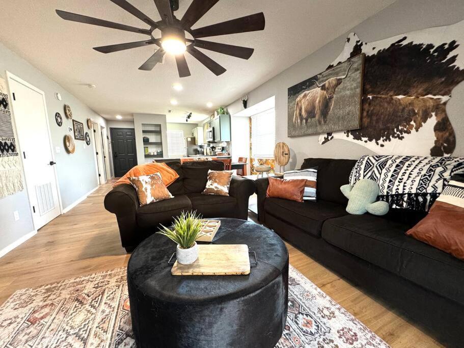 Modern Comfort: Updated Cozy Condo In Indian Point Branson Eksteriør billede