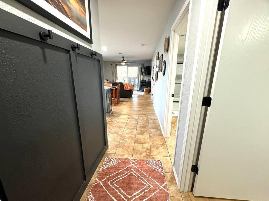Modern Comfort: Updated Cozy Condo In Indian Point Branson Eksteriør billede